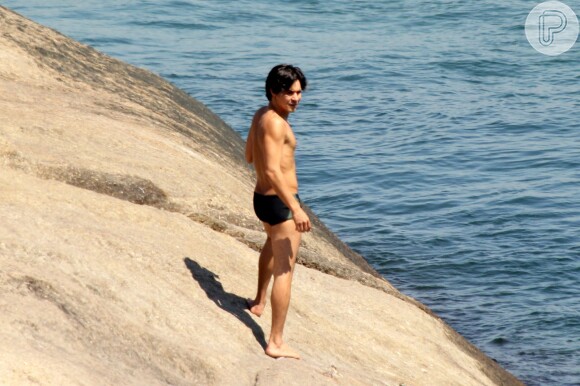 André Gonçalves ficou tentado em pular da pedra no mar