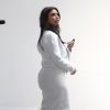Kim Kardashian tem curvas de mulher brasileira