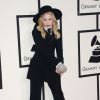 Madonna investiu no estilo boyish no tapete vermelho do Grammy 2014