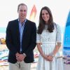 Príncipe William, Kate Middleton e príncipe George estão em tour pela Oceania com intuito de apresentar o bebê real a Nova Zelândia e Oceania
