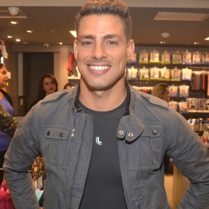 Cauã Reymond disse que possui outros projetos na Globo