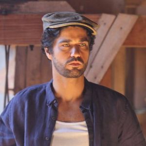 Inácio (Bruno Cabrerizo) fica cego temporariamente na novela 'Tempo de Amar' por causa de uma pancada que leva na cabeça