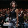 Vera Viel combinou o body Tigresse com saia midi armada da mesma marca na São Paulo Fashion Week, realizada nesta quarta-feira, 30 de agosto de 2017