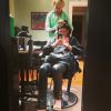 Luciana Gimenez publica foto enquanto muda a cor dos cabelos