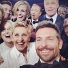 Bruna Marquezine imitou selfie do Oscar clicada por Ellen DeGeneres
