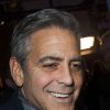 George Clooney estava solteiro desde 1993, quando se divorciou de Talia Balsam. De acordo com a revista 'People', o artista teria ajoelhado ao pedir a namorada em casamento
