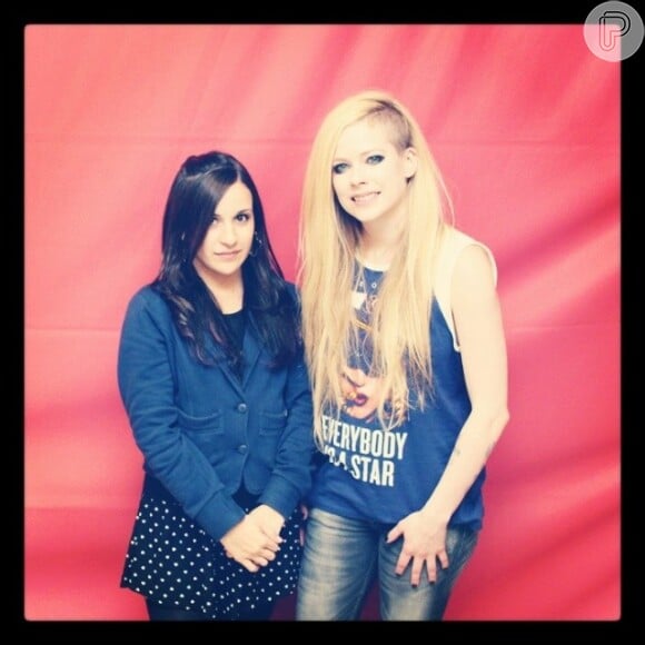 Juliane Lemes com Avril Lavigne: 'Já sabíamos que não podia abraçá-la'