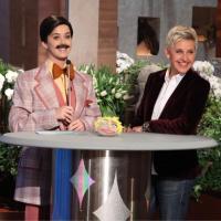 Katy Perry se veste de homem no programa especial de 55 anos de Ellen DeGeneres