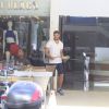 Cauã Reymond malhou e almoçou no restaurante de sua academia na Barra da Tijuca, Zona Oeste do Rio, no início da tarde desta segunda-feira, 5 de maio de 2014