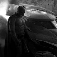 Ben Affleck surge pela primeira vez vestido como Batman