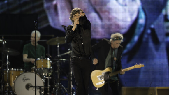Mick Jagger, líder da banda Rolling Stones, se torna bisavô aos 70 anos