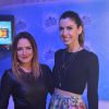 Fernanda Vasconcellos e Camila Coutinho foram as convidadas do evento, que lançou a nova Antártica Sub Zero