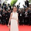 Elsa Zylberstein veste Lanvin no tapete vermelho da première de 'The Search' no Festival de Cannes 2014