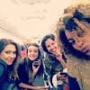 Sheron Menezzes, Juliana Paiva e Yanna Lavigne se divertem juntas em avião