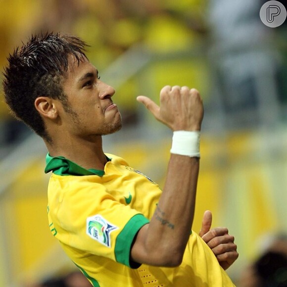 Neymar é atacante da seleção brasileira
