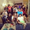 Neymar reuniu os amigos para gravar o clipe da música 'Bonde do Tóis', de Cosme Salles (sentado a esquerda da foto e de camisa preta) em sua casa no condomínio Acapulco, no Guarujá, litoral de São Paulo