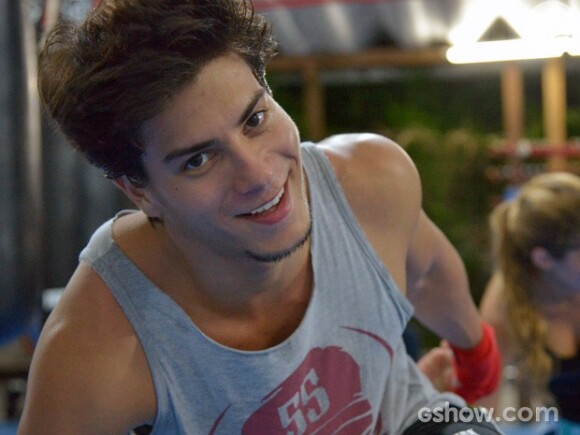Na novelinha teen da TV Globo, Arthur Aguiar vai interpretar um lutador