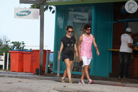 Juliana Didone e Flávio Rossi se conheceram durante as gravações do seriado Surtadas na Yoga, exibido pelo canal GNT e no qual a atriz interpretou a personagem Leda