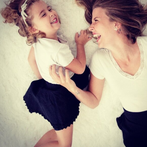 'Nunca quis casar, mas sempre quis ser mãe', conta Debby sobre a relação com a filha, Duda