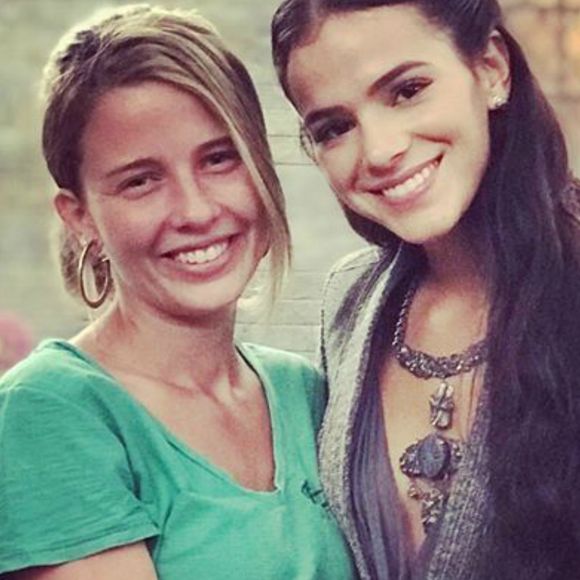 Debby Lagranha volta à TV como veterinária nos bastidores de novela e detalha rotina ao Purepeople em entrevista nessa quinta-feira, dia 01 de fevereiro de 2018