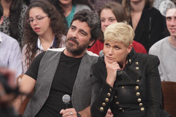 Xuxa participa do 'Altas Horas' ao lado do namorado, Junno Andrade, e afirma que não sabe quando volta à TV: 'Acho que nem em 2015', em 7 de junho de 2014