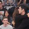 Ivete Sangalo abraça Mateus Solano após ator se emocionar ao recever cena de reconciliação entre seu personagem de 'Amor à Vida', Félix, e o pai, César (Antonio Fagundes)