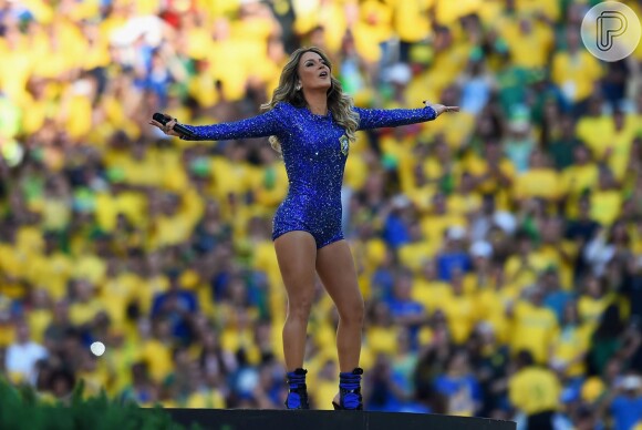 Claudia Leitte faz um balanço sobre performance durante apresentação na abertura da Copa do Mundo na Arena Corinthians, em São Paulo, nesta quinta-feira, 12 de junho de 2014