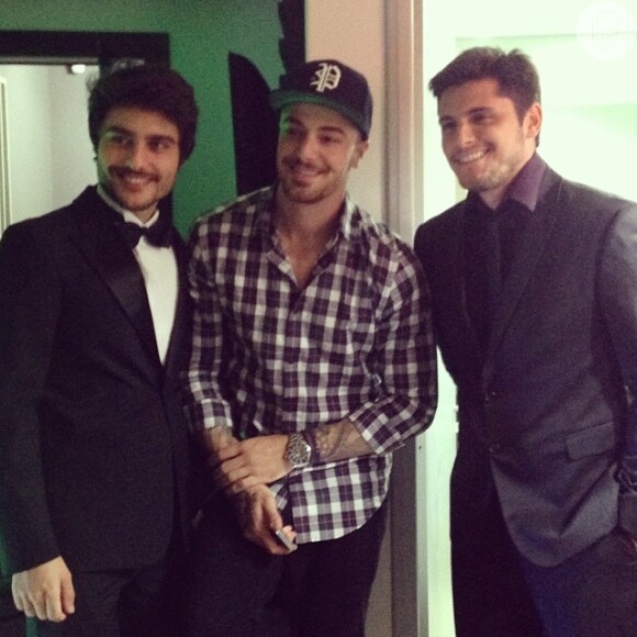 Antes de ir para Maringá, o ator também participou de uma festa de 15 anos com Felipe Titto e Bruno Gissoni na cidade de Campo Mourão, no Paraná 