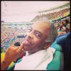 Gilberto Gil tem acompanhado vários jogos da Copa do Mundo e se demonstra um verdadeiro apaixonado por futebol