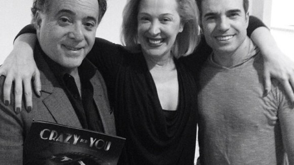 Tony Ramos prestigia Claudia Raia na peça 'Crazy For You': 'Delícia de encontro'