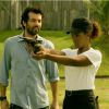Alice (Érika Januza) está treinando na Academia de Polícia, onde é subordinada de Vitor (Gustavo Machado), na novela 'Em Família'