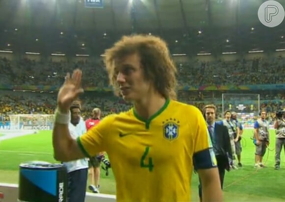 'Só queria dar alegria ao meu povo. Infelizmente não conseguimos', desabafou David Luiz após o jogo