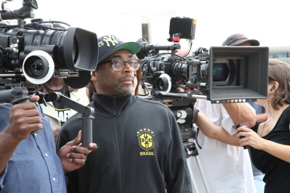Spike Lee irá gravar parte do documentário 'Go, Brazil Go' durante o Carnaval de Salvador, em fevereiro de 2013