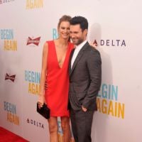 Adam Levine e Behati Prinsloo fecham resort no México para casamento