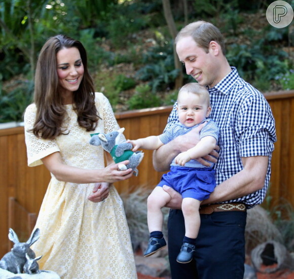 Kate Middleton e príncipe William já são pais de George Alexander Louis, de 1 ano