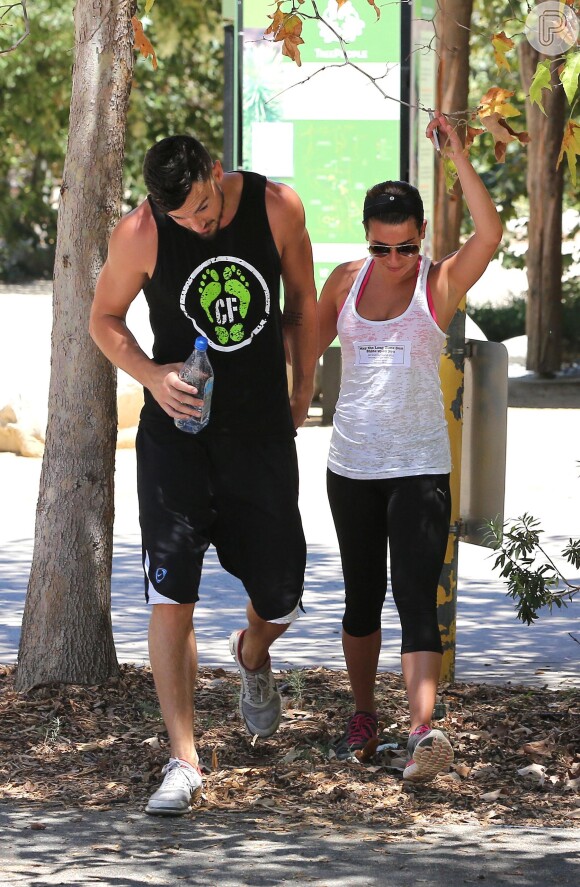 Lea Michele e Matthew Paetz gostam de fazer exercícios juntos