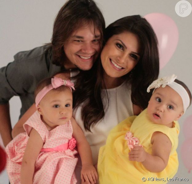 Gêmeas de Leandro, do KLB, e Natália Guimarães mostram fofura em ensaio Purepeople Gêmeas de Leandro, do KLB, e Natália Guimarães mostram fofura em ensaio Purepeople