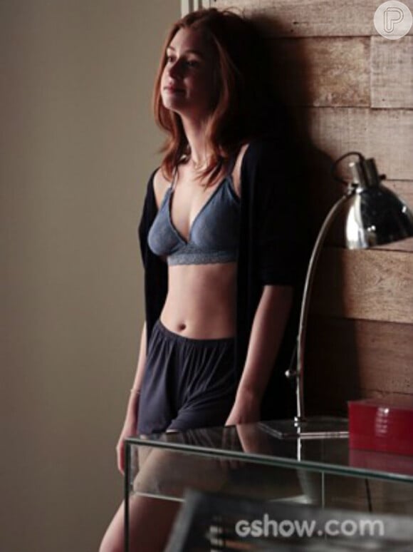 Maria Isis, personagem de Marina Ruy Barbosa, aparece sempre em cena de lingerie e roupas que mostram bem o corpo