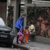 Grazi Massafera busca a filha Sophia na escola na Barra da Tijuca, na Zona Oeste do Rio de Janeiro, na quarta-feira, 27 de agosto de 2014