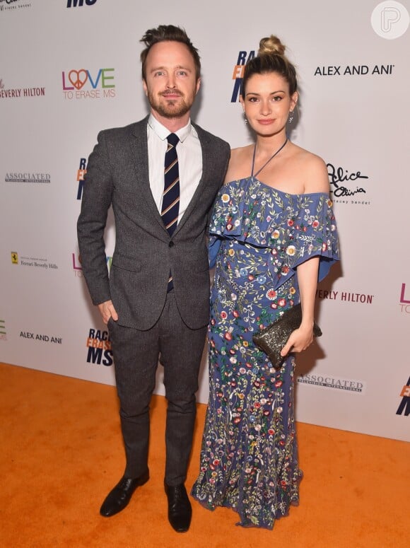 O ator conhecido por "Breaking Bad" Aaron Paul e sua esposa Lauren se tornaram pais de Story Annabelle, em fevereiro deste ano