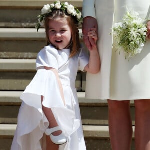 A princesa Charlotte foi daminha do casamento de príncipe Harry e Meghan Markle