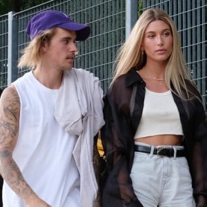 Hailey Baldwin é casada com o cantor Justin Bieber