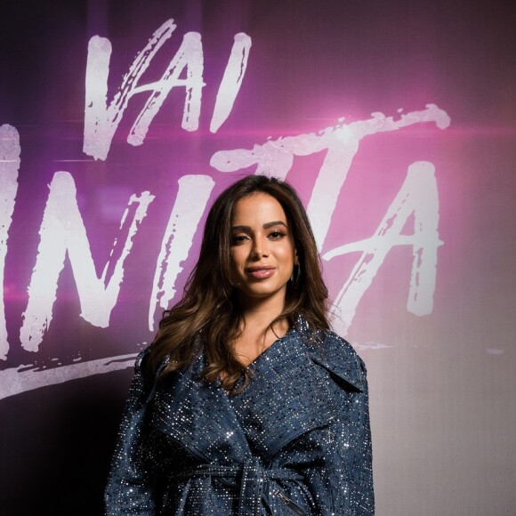 Anitta disse recentemente que tem diminuído as brincadeiras nas redes sociais