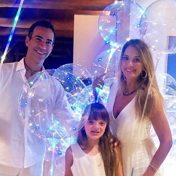 Ticiane Pinheiro antecipou o chá de revelação por causa da filha, Rafaella Justus: 'Sabia que ela não resistiria e acabaria contando para a família toda, nos apressamos em organizar esse chá. Assim eu não seria pega de surpresa'