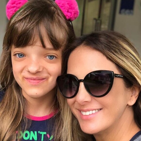 Ticiane Pinheiro comparou sua gravidez atual com a da primogênita, Rafaella Justus: 'Naquela época era muito meninona. Tinha uma babá que fazia tudo. Agora, quero assumir tarefas com a ajuda de alguém'