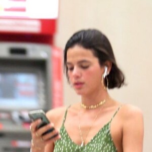 Bruna Marquezine já está pelo Rio de Janeiro