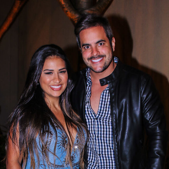 Marido de Simone defende cantora de crítica a look em postagem recente no Instagram