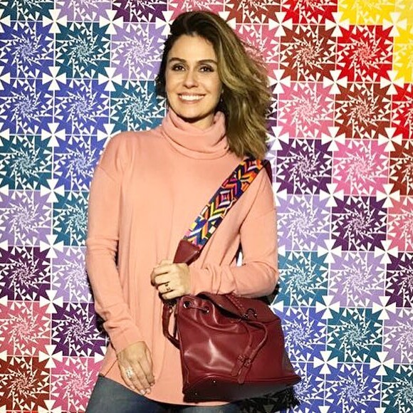 Giovanna Antonelli também é adepta da meditação transcendental e do treino aeróbico