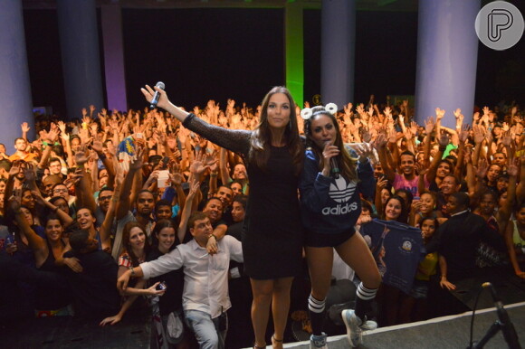 Ivete Sangalo e Alinne Rosa se apresentam juntas no Bololô Musical, em Salvador, na Bahia