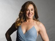 Claudia Raia usa biquíni e pose rende elogios de Angélica e mais famosas. Veja!